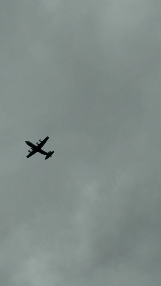Lector de Noticias St. George, Samantha Merrill, tomó una foto de este avión militar en el cielo de arriba, el Lunes, 28 de Nov., 2016 | Foto cortesía de Samantha Merrill, Noticias St. George